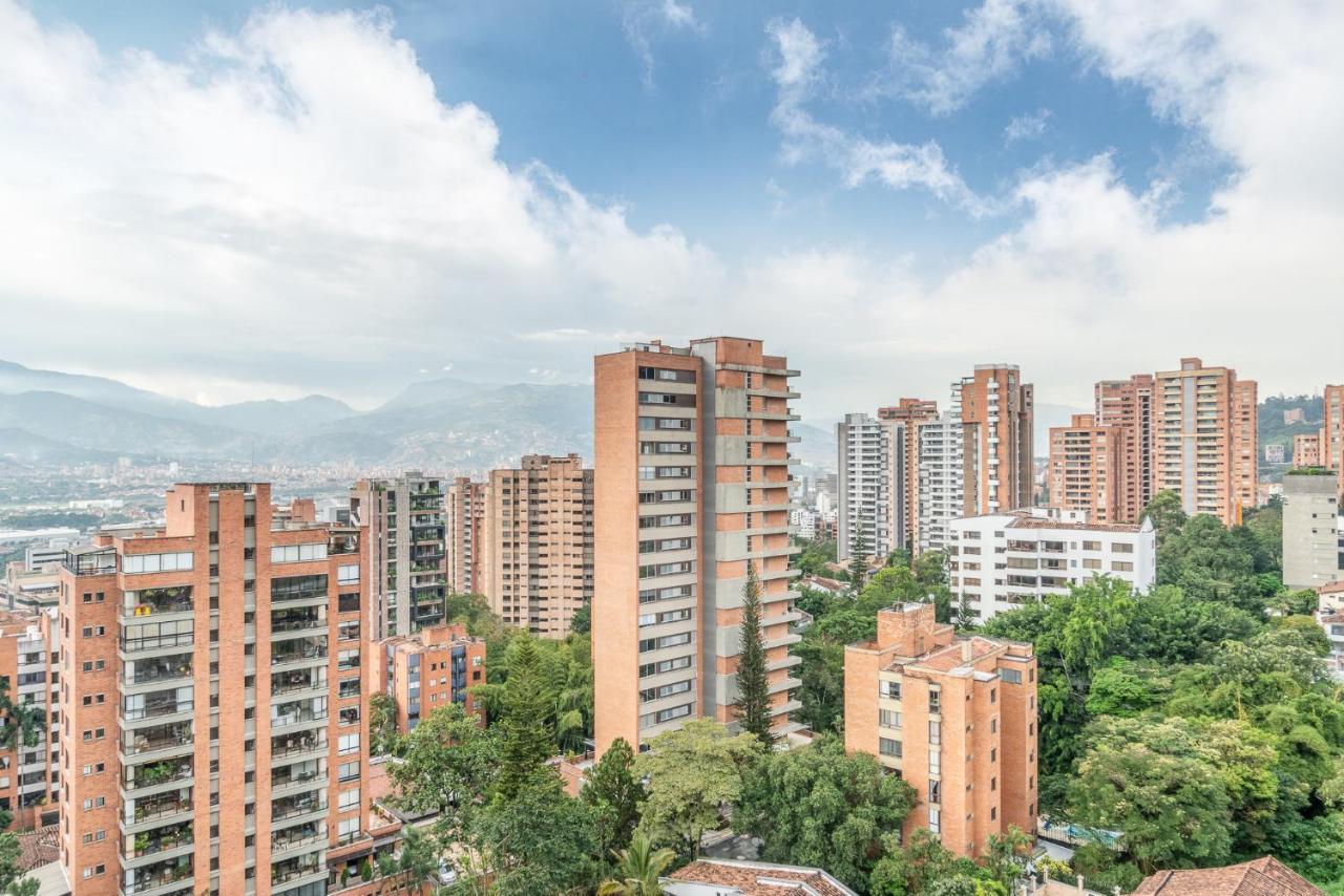 Apartamentos Poblado Alejandria By Housy Host Medellín Eksteriør bilde