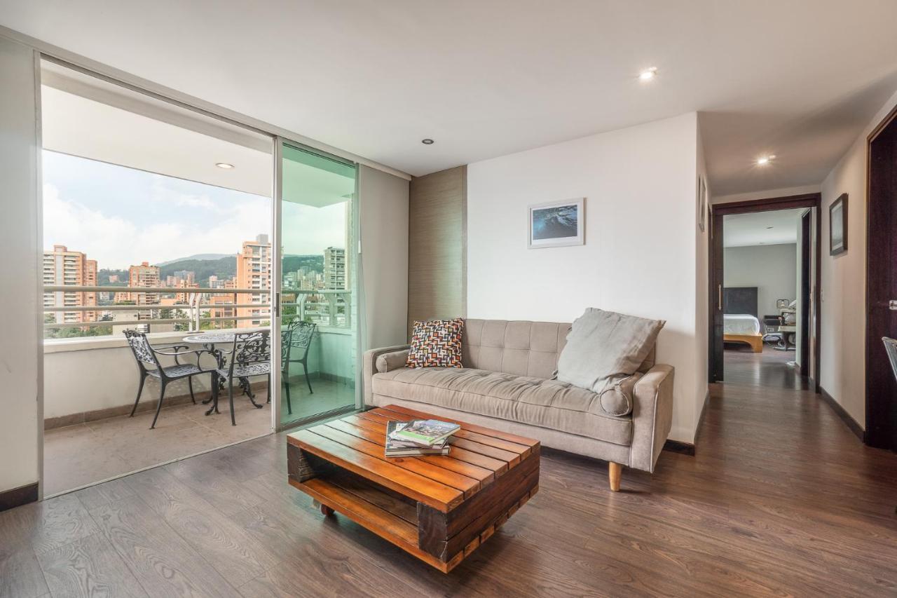 Apartamentos Poblado Alejandria By Housy Host Medellín Eksteriør bilde