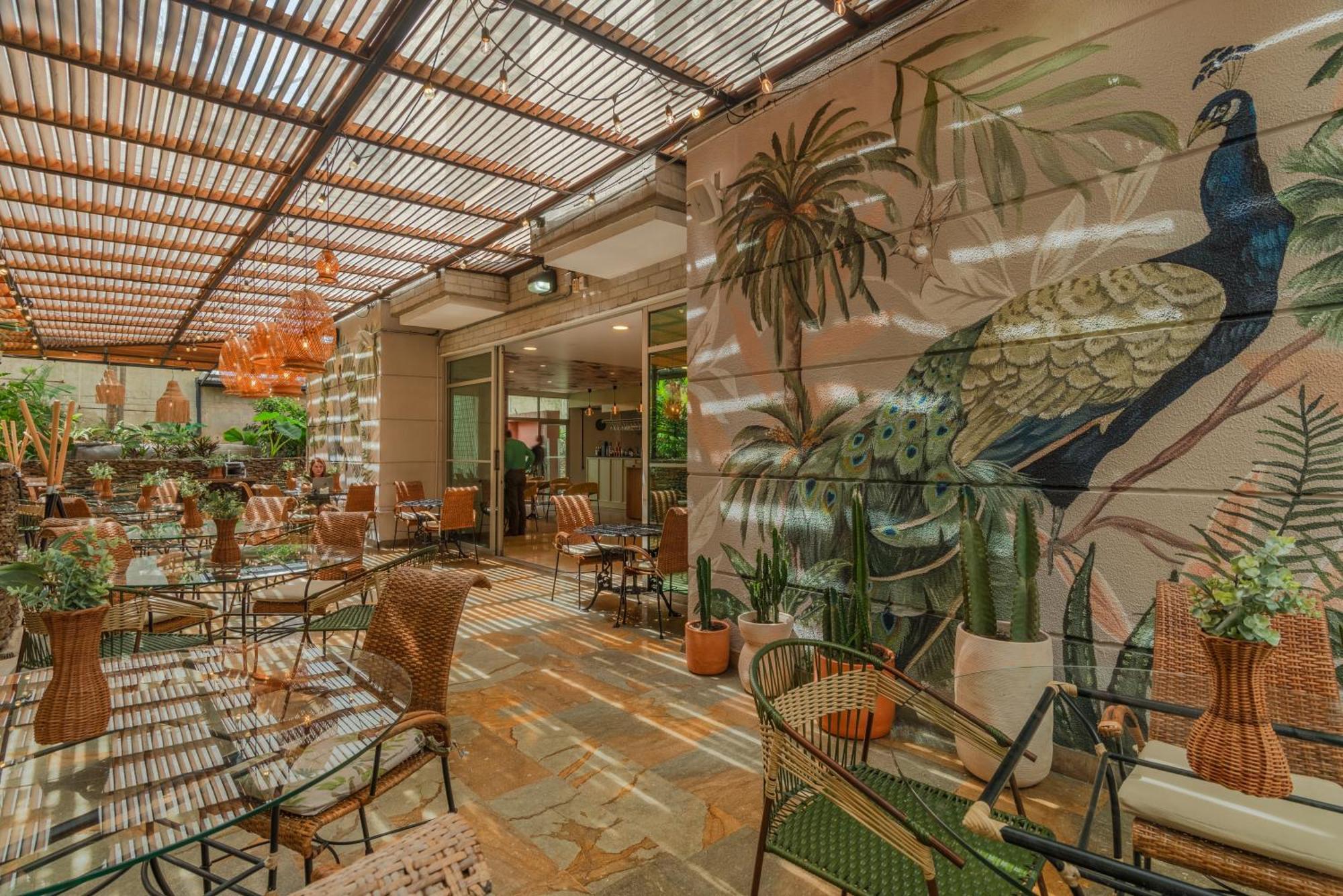Apartamentos Poblado Alejandria By Housy Host Medellín Eksteriør bilde