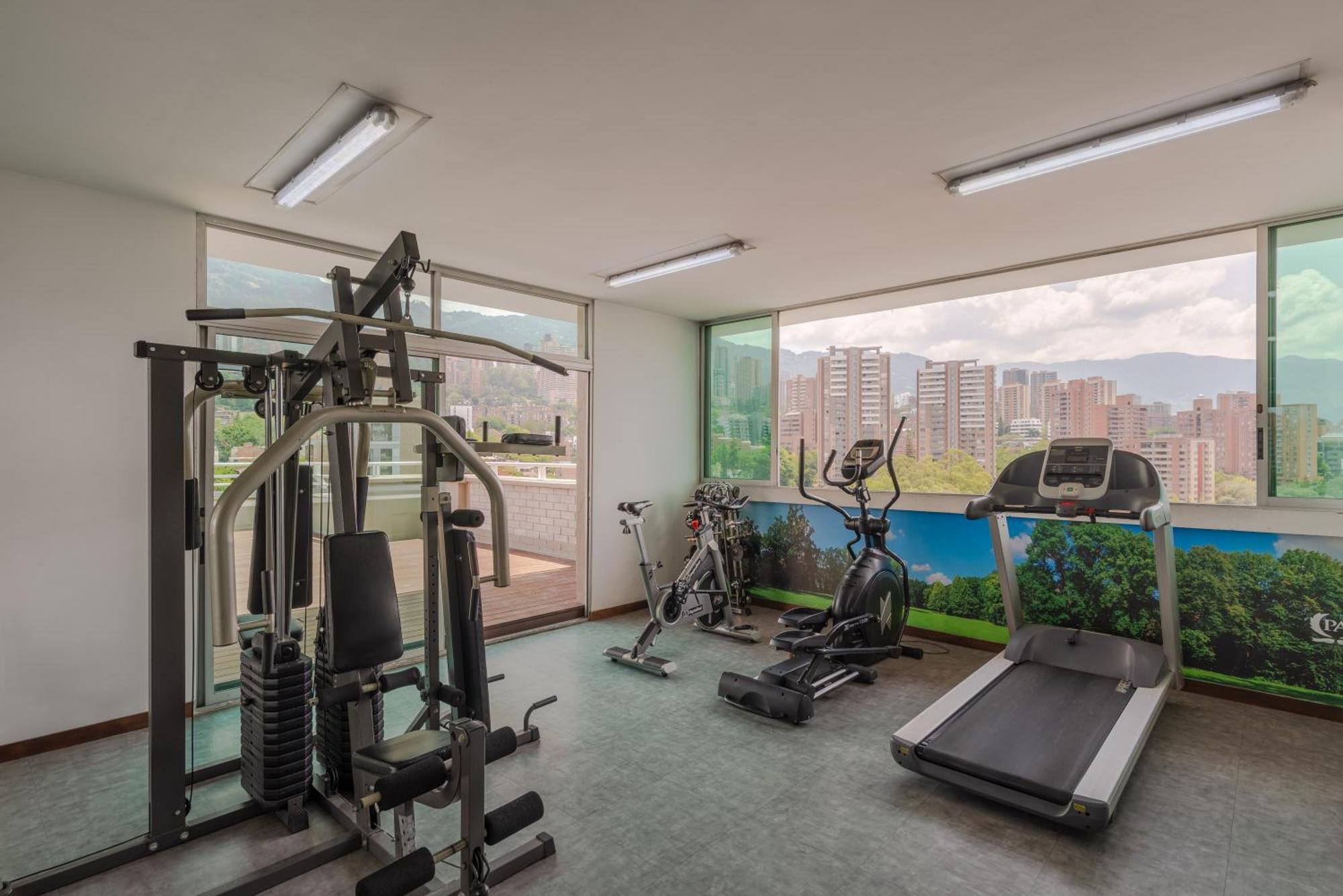 Apartamentos Poblado Alejandria By Housy Host Medellín Eksteriør bilde